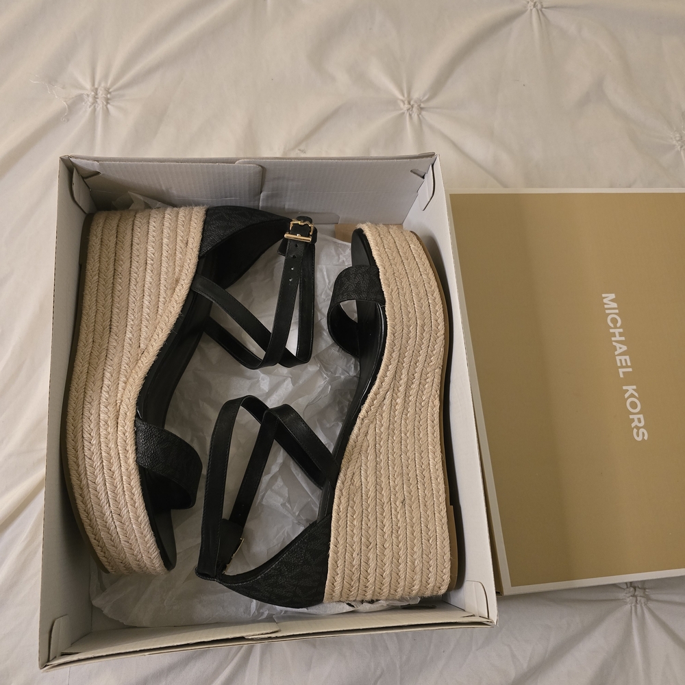 Michael Kors Black Wedge Espadrille (Serena) Sandals Size 9 Like New Condition - Picture 5 of 6
